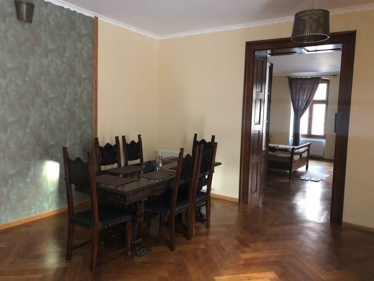 Old Historical Centre Apartment Брашов Экстерьер фото