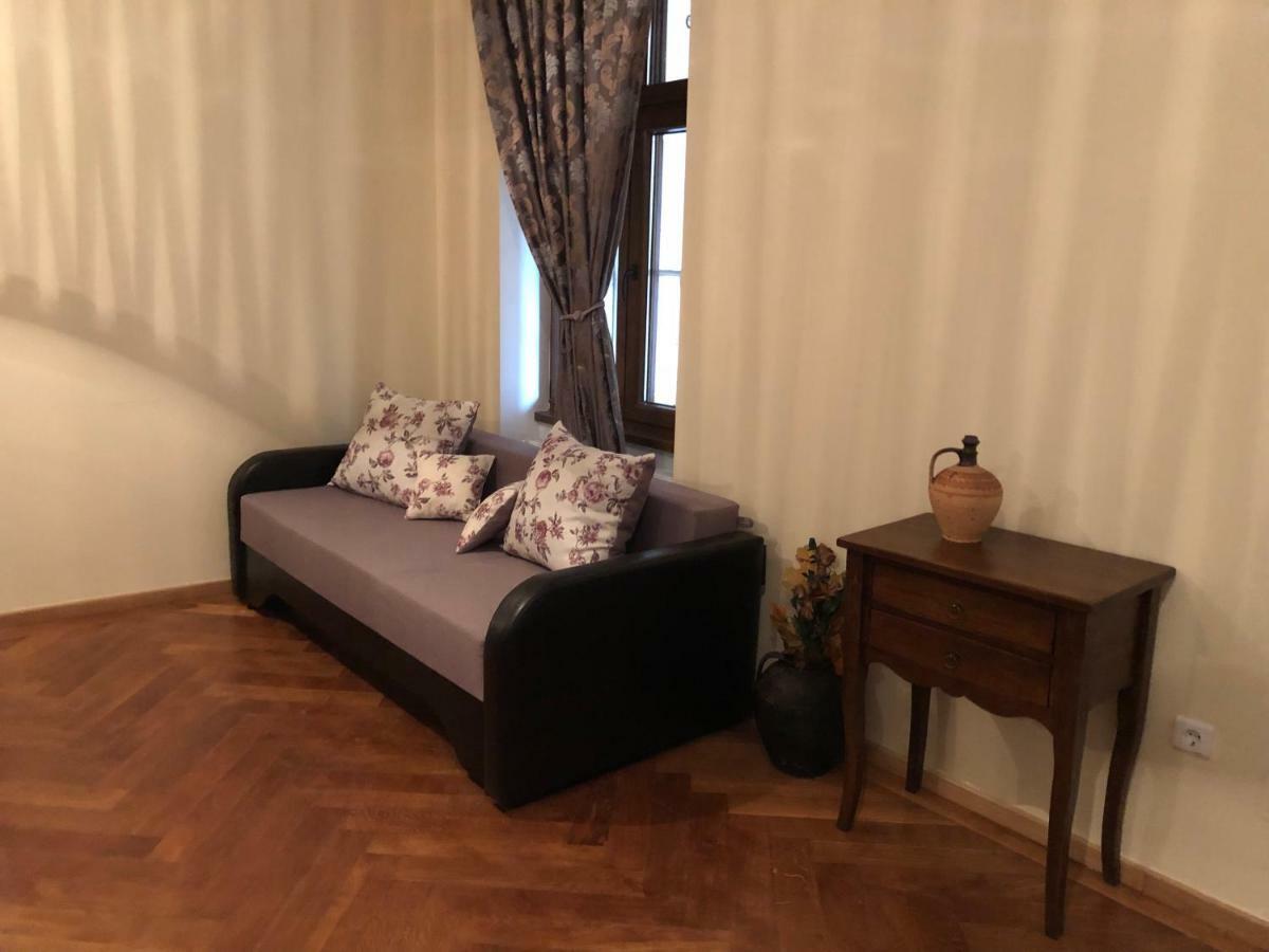 Old Historical Centre Apartment Брашов Экстерьер фото